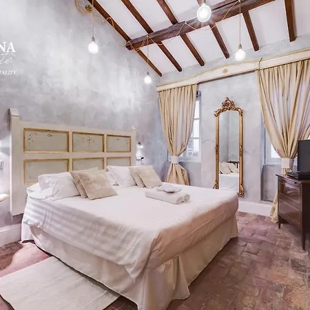 Colonna Suite - Rome Spanish Steps Suite & Spa Rome