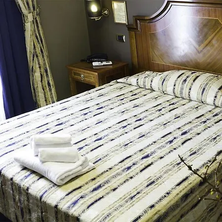 Vatican Guest house 2*