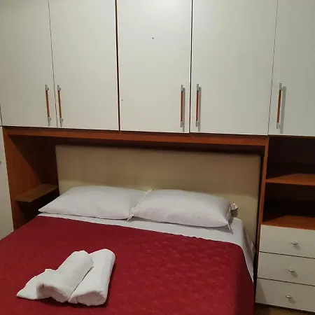 Domus Ubaldi Bed & Breakfast Rome