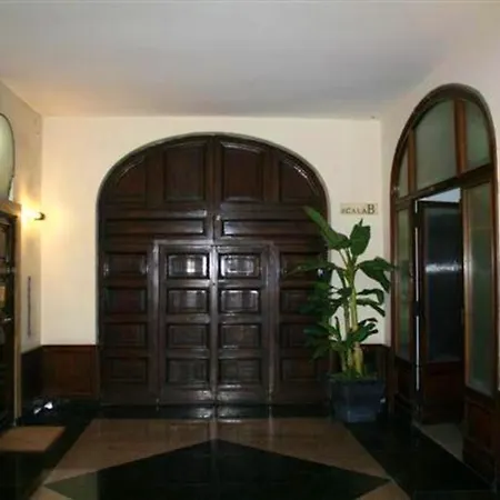 Guest house Royal Corso 2*