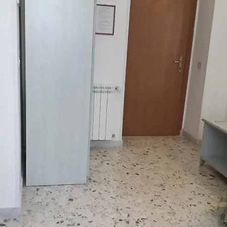 Guest house Gioia 2*