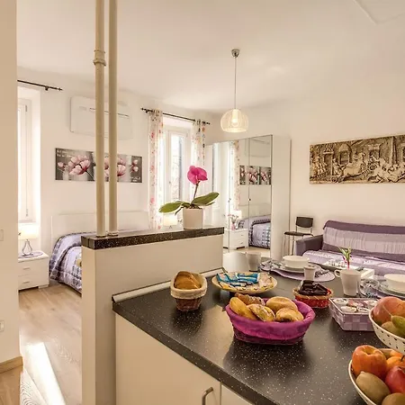 Bed & Breakfast Life In Rome