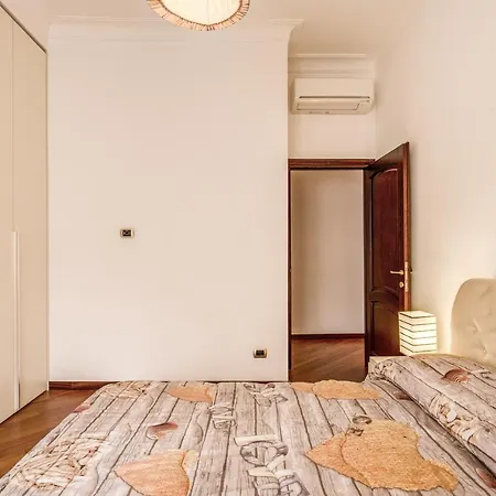 Life In Bed & Breakfast Rome