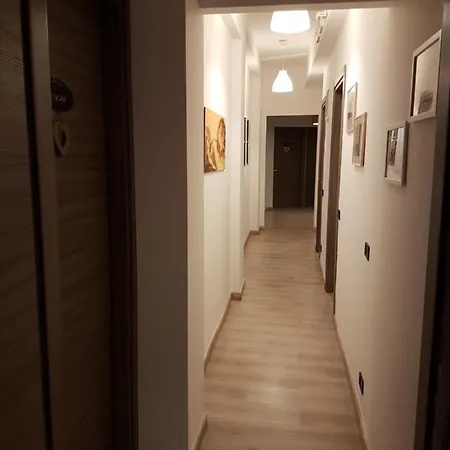 Le Mille E Oda ve Kahvaltı 2*