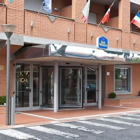 Western I Triangoli 4*