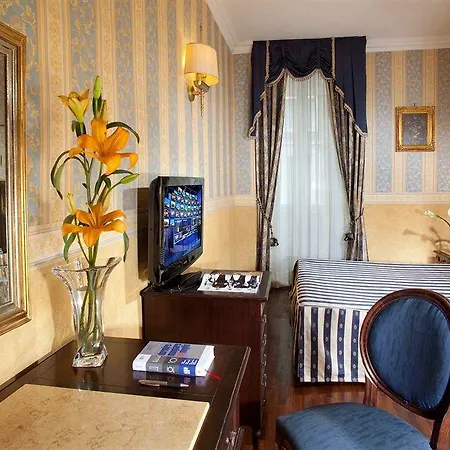Del Corso 3* Ρώμη