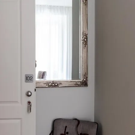 Eighty Four Luxury 3* Róma