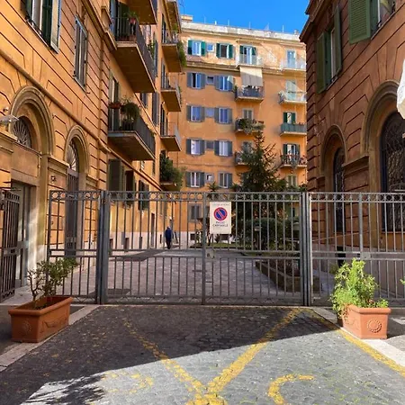 Art Atelier San Pietro Guest house Rome
