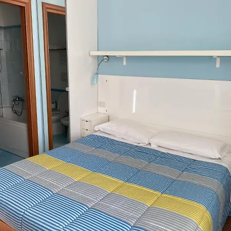 Bed & Breakfast Luna Rossa Rome