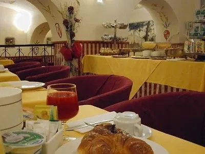 Varese Hotel