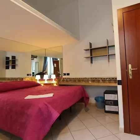Candia Aparthotel 3*