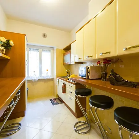 Guest house Cleopatra 3*