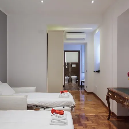 Lh Royal Terrace Гостевой дом