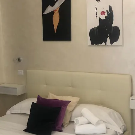 Isabel *