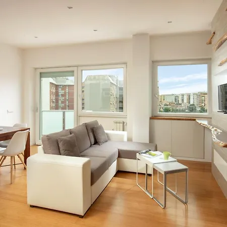 Lungotevere D.a. Apartment *