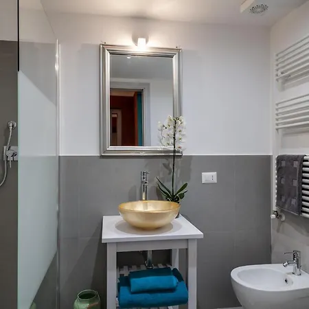 Femasuites *
