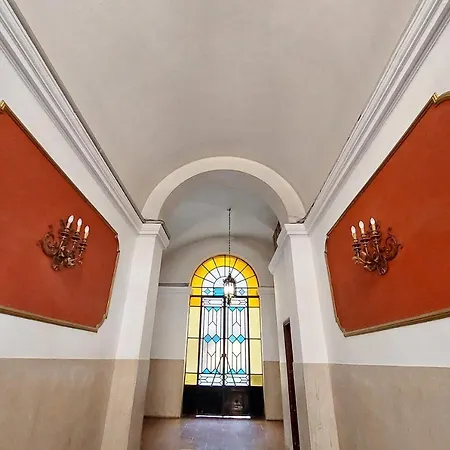 Bed & Breakfast Domus Gallo 2*