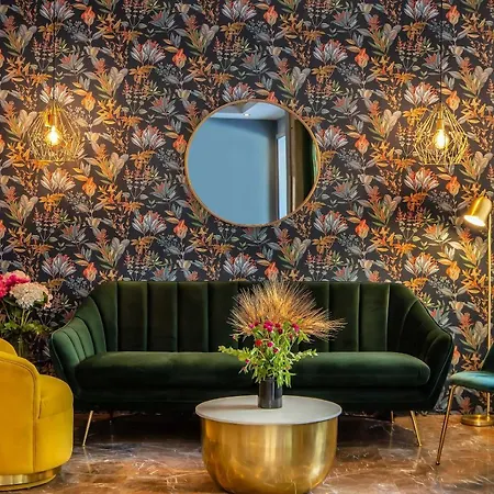 Bloom Hotel Roma