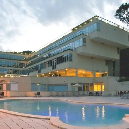 Cardinal St. Peter Hotel 4*