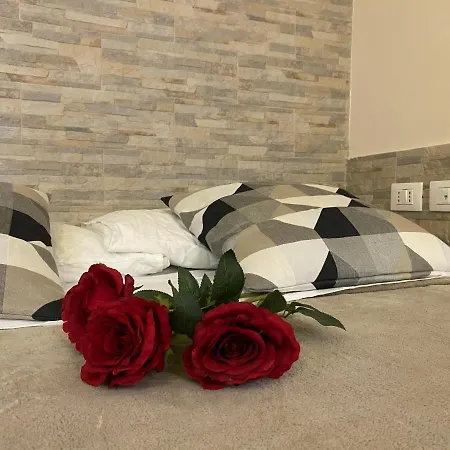 Arco Di Parma Centro Apartment Rome