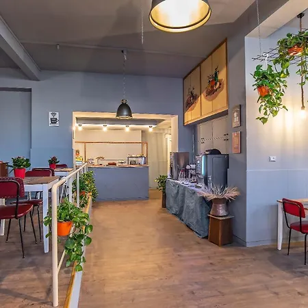 Hotel Bloom 3*