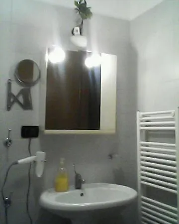 Roma-Tour Bed & Coffee *