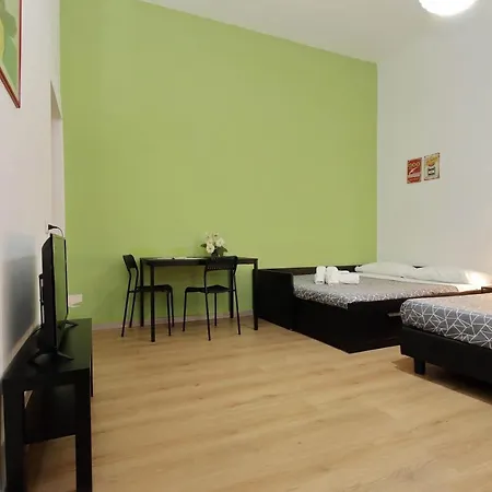Guest house Lucky *