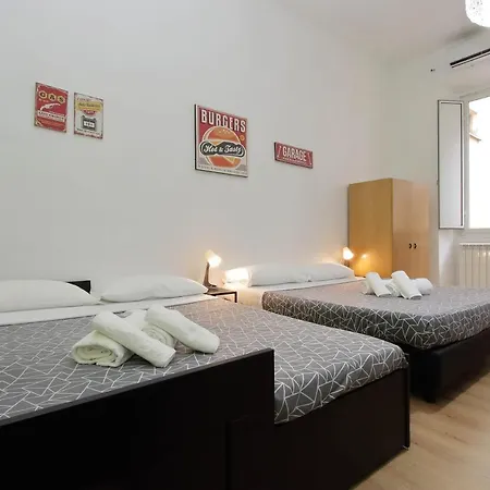 Lucky Guest house