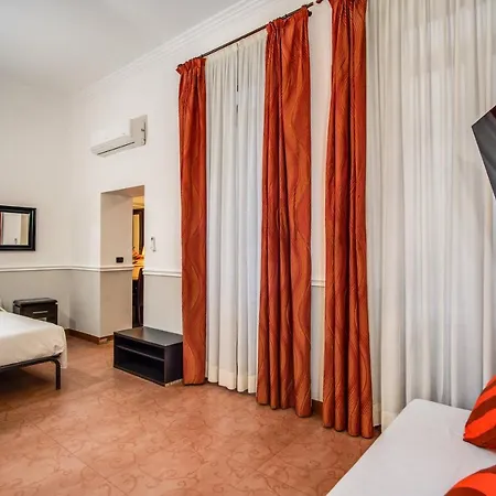 Everest Hotel Řím