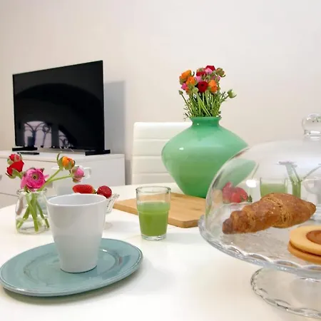 Ponte Cavour Apartment *