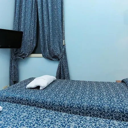 Lodi Apartmanhotel 3*