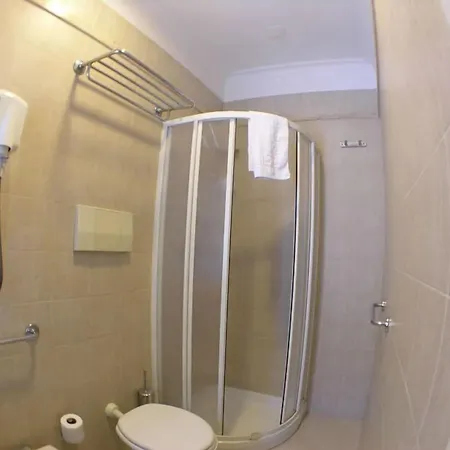 Lodi Apartmanhotel 3*