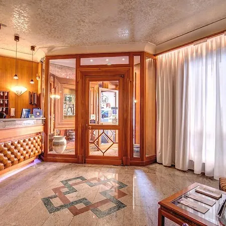 Verona Отель 3*