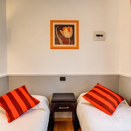 Hotel Everest