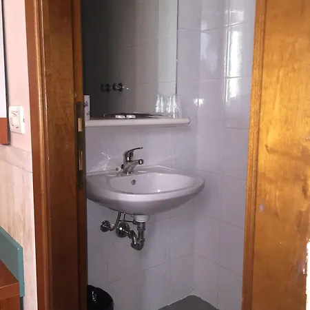 Pyramid Hotel 3*