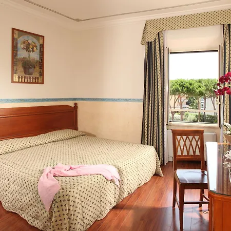 Hotell Alessandrino 3*