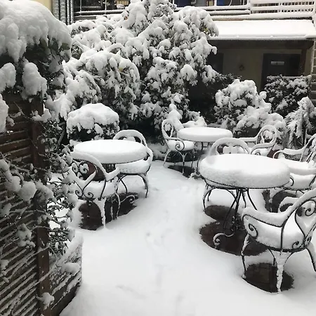 Astoria Garden Hotel