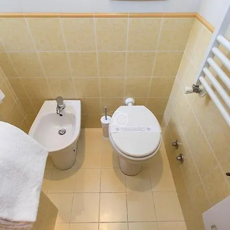Astoria Garden 3*