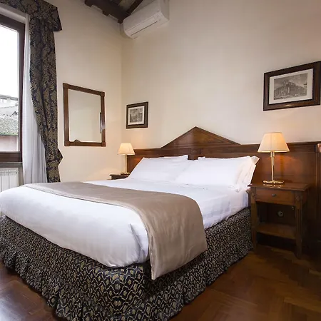 Hotel Teatro Pace 3*
