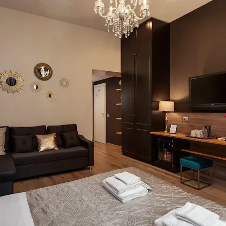 Penzion Flat 285 La