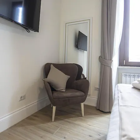 Flat 285 La Penzion 3*