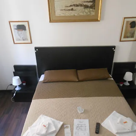 Residenza Il Magnifico Guest house Rome