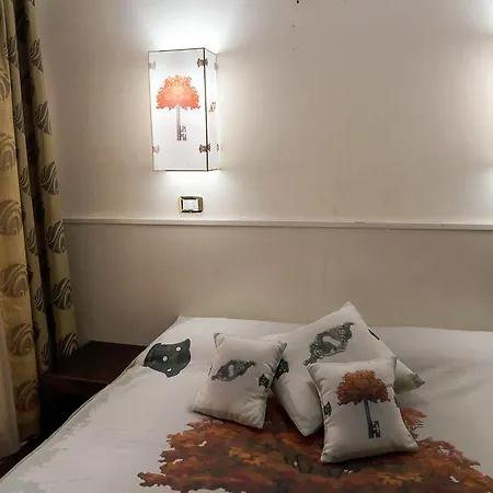 Trastevere 3* Roma