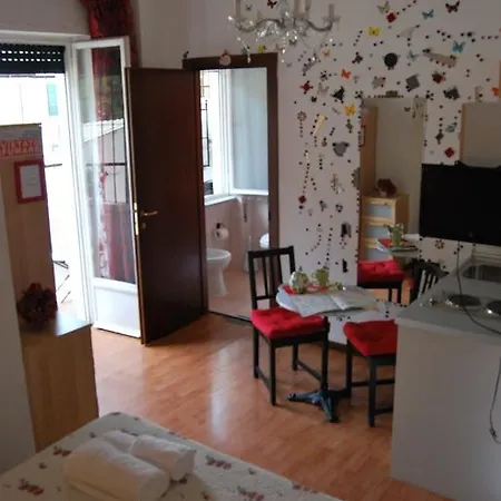 City Room B&B Bed & Breakfast 5*