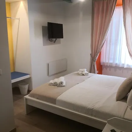 Guest house Vatican Italian *