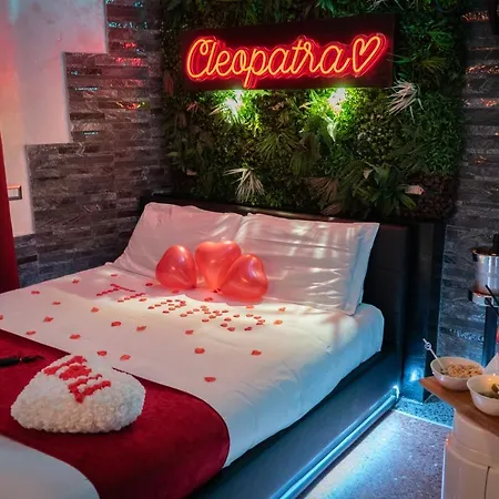Cleopatra 3* Rome