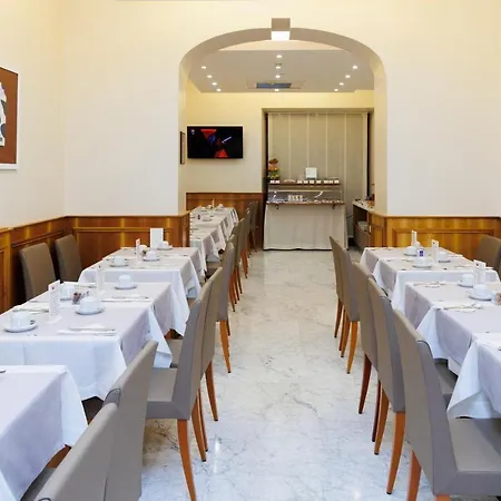 Camelia 3* Рим