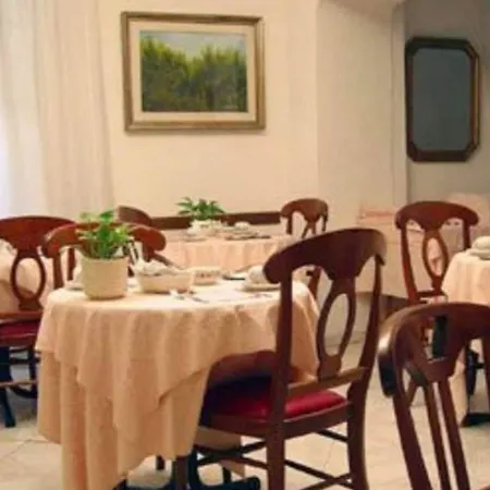 Hotel Edera 3*