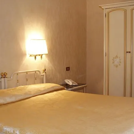 Edera Roma