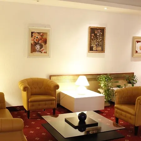Edera 3* Roma